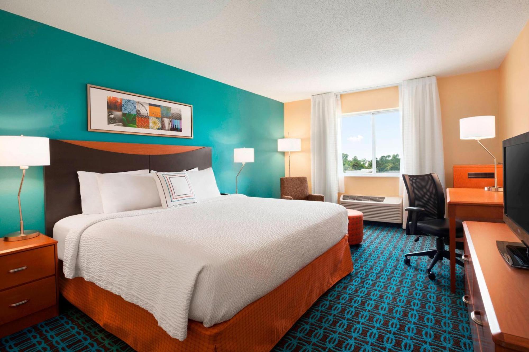 Fairfield Inn & Suites Lansing West Delta Center Township Екстер'єр фото