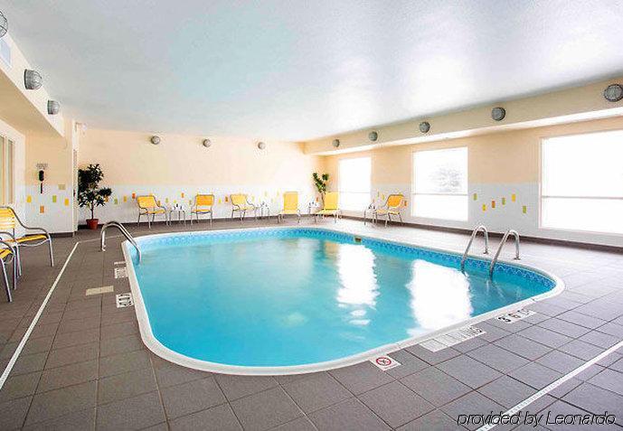 Fairfield Inn & Suites Lansing West Delta Center Township Екстер'єр фото